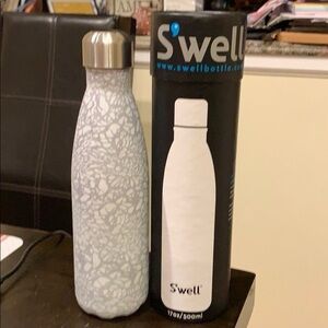 S'well ‘White Lace’ Marble Stainless Water Bottle Monochrome Collection